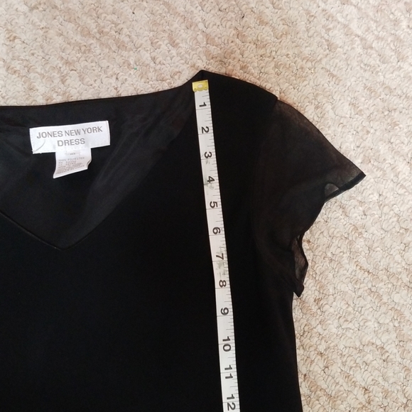 Jones New York -  LBD Basic Dress - Picture 4 of 6